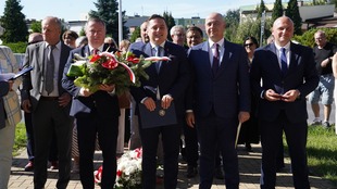 552759298_1197929232367789_5430486825423266223_n (1).jpg